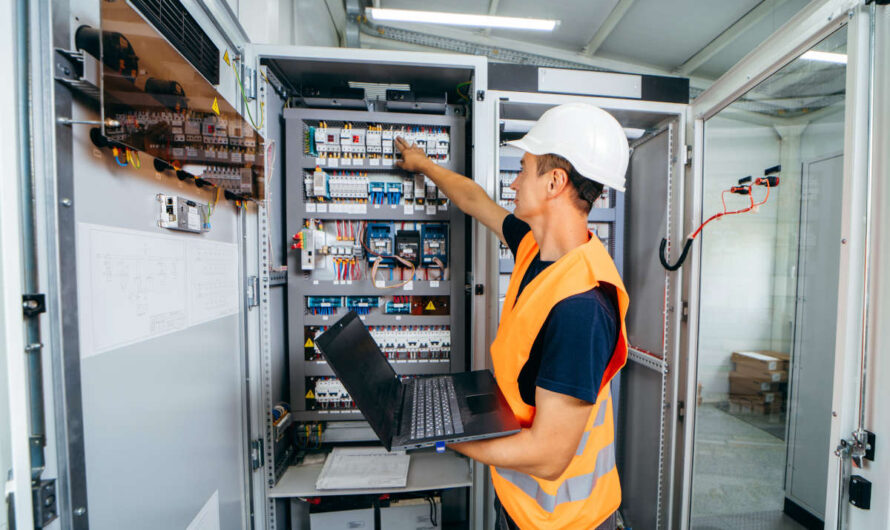 Comment trouver un électricien de confiance pour son commerce à Orléans