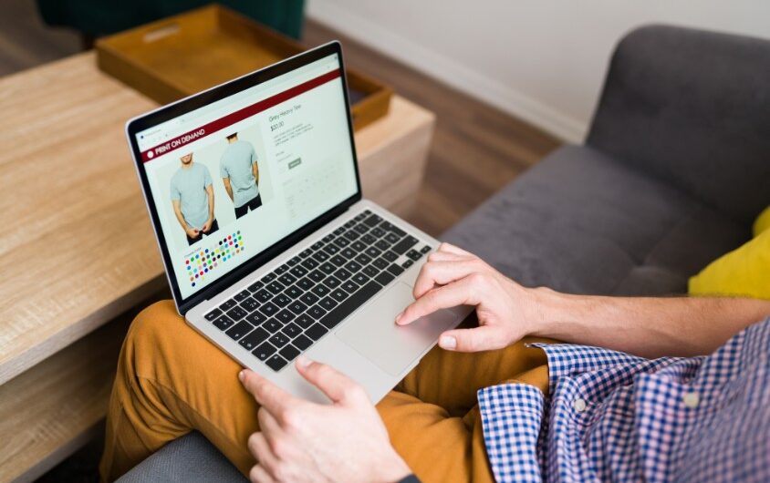Boutique en ligne : 5 réglages SEO sur les fiches produits qui changent le trafic